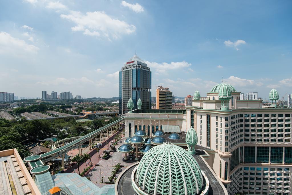 New Town Resort Suites At Pyramid Tower Subang Jaya Eksteriør bilde